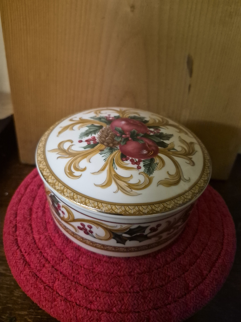 Vintage Mikasa Holiday Orchard Lidded Porcelain Trinket Box Candy Dish